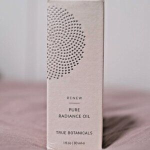 RENEW Pure Radiance Face Oil True Botanicals - 1oz /30 ml - New In Box